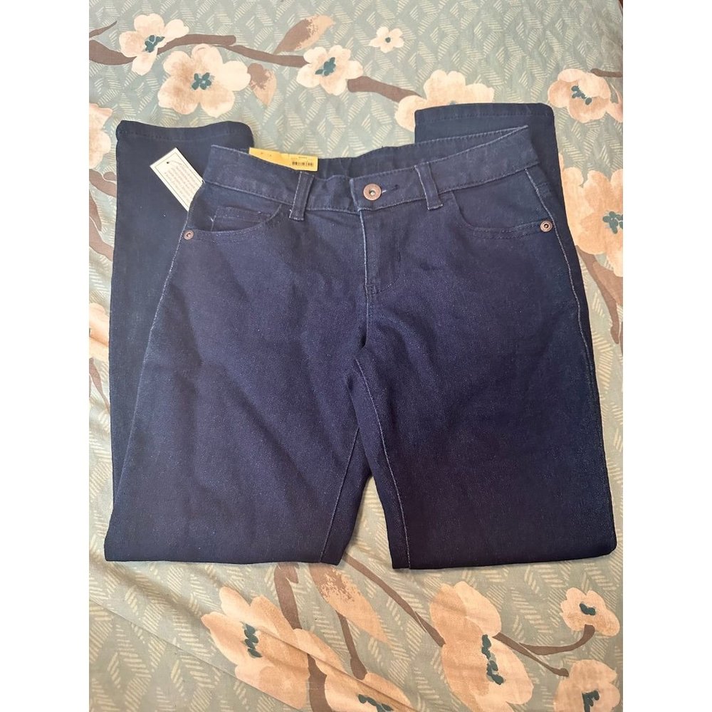 6 FOR $10 NWT size 8 skinny pants - Picture 1 of 3